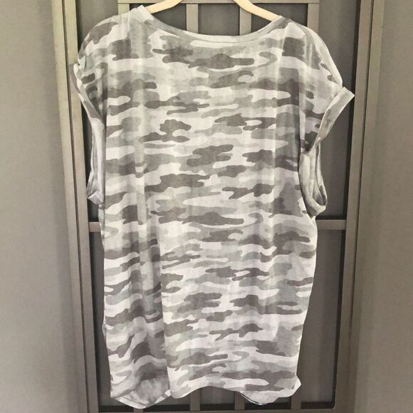 Lucky Brand Soft, camo Twist front sleeveless top size 1X ￼ - Picture 5 of 5
